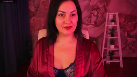 Zafiramoonn online show from December 16, 2:33 pm