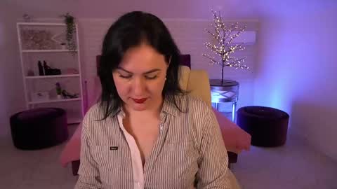 Snapshot of zafiramoonn chatting on May 12, 6:21 am Zafiramoonn online show from May 12, 6:21 am