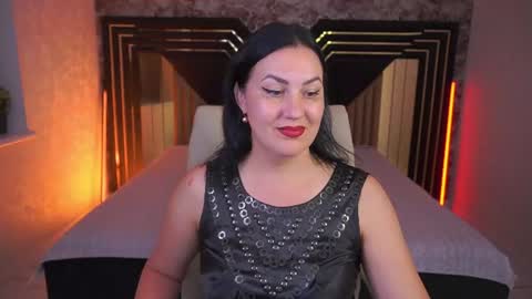 Snapshot of zafiramoonn chatting on June 24, 9:03 pm Zafiramoonn online show from June 24, 9:03 pm