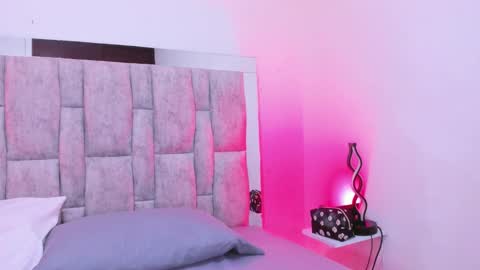 Snapshot of zafiranavarro chatting on February 18, 7:54 pm zafira online show from February 18, 7:54 pm