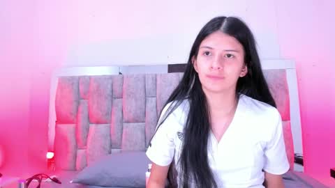 Snapshot of zafiranavarro chatting on March 4, 8:26 pm zafira online show from March 4, 8:26 pm