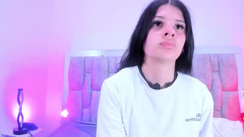 Snapshot of zafiranavarro chatting on March 22, 11:52 pm zafira online show from March 22, 11:52 pm