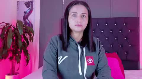 Zafiro Brown online show from September 29, 7:57 am