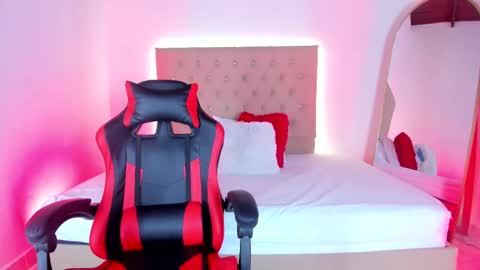 Zafiro Brown online show from October 4, 12:36 pm