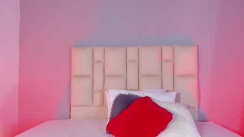 Zafiro Brown online show from January 12, 11:37 am