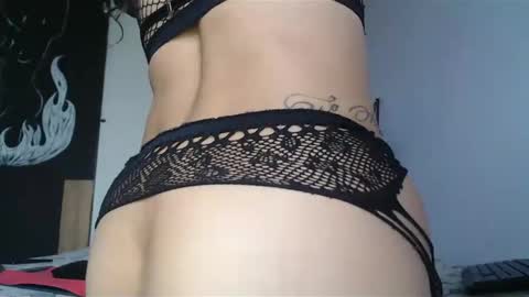 Snapshot of zafiro_subversiva chatting on February 14, 5:14 pm zafiro_subversiva online show from February 14, 5:14 pm