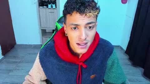 BiG Zafiro online show from March 22, 11:02 am