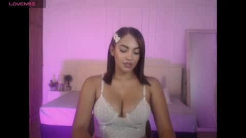 Snapshot of zafirolong chatting on April 25, 5:43 am zafirolong online show from April 25, 5:43 am