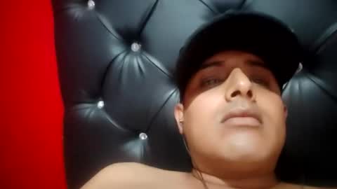 Snapshot of zagros07 chatting on March 24, 12:48 am zagros07 online show from March 24, 12:48 am