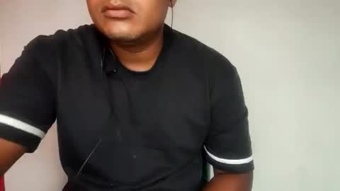 Snapshot of zagros07 chatting on April 5, 1:41 pm zagros07 online show from April 5, 1:41 pm