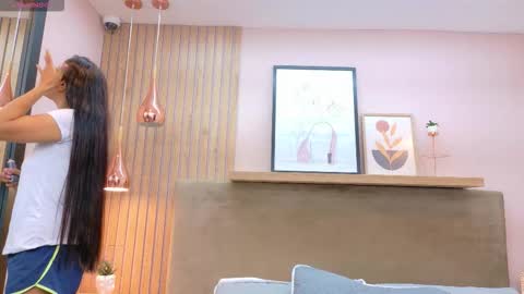 Snapshot of zahara_fox chatting on March 14, 8:14 pm ZAHARA online show from March 14, 8:14 pm