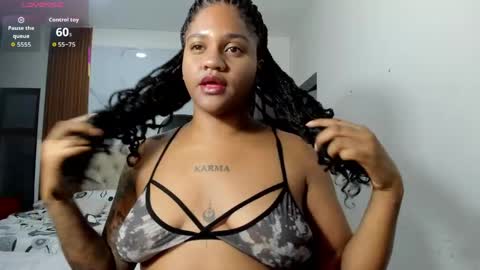 zahra_rose online show from April 25, 11:02 am