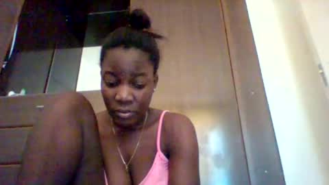 zainxxxx online show from May 16, 10:36 am