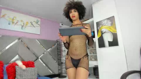 ZAIRA online show from May 18, 2:29 am
