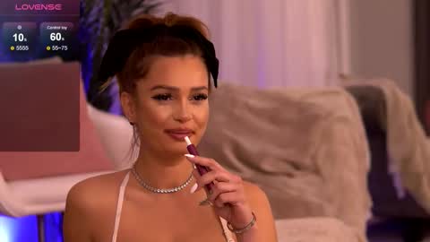 Zaira online show from November 26, 5:19 am