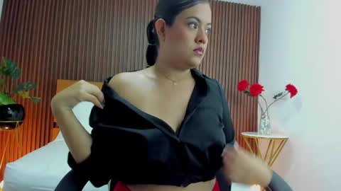 Snapshot of zakia_grundy chatting on March 17, 12:41 pm Z A K I A online show from March 17, 12:41 pm