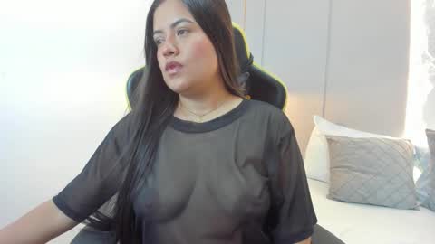 Snapshot of zakia_grundy chatting on March 26, 2:28 am Z A K I A online show from March 26, 2:28 am