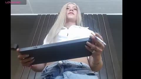 Megan online show from February 22, 1:51 am