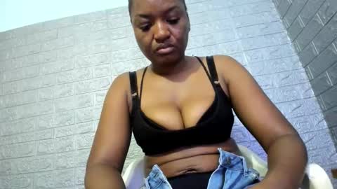 Zamara   online show from November 17, 11:21 pm