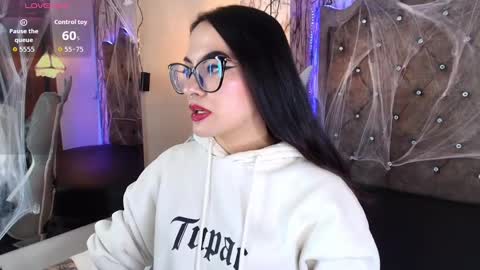   online show from October 15, 10:21 pm