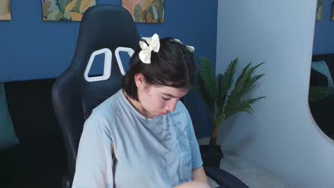 Snapshot of zamira_taylor chatting on September 26, 1:09 am zamira_taylor online show from September 26, 1:09 am