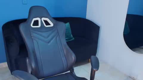 zamira_taylor online show from November 11, 3:28 am