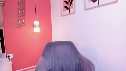 Snapshot of zamira_taylor chatting on May 15, 10:50 pm zamira_taylor online show from May 15, 10:50 pm
