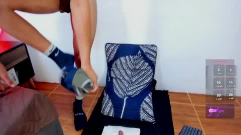Snapshot of zamirscott chatting on May 12, 12:35 pm Zamir online show from May 12, 12:35 pm