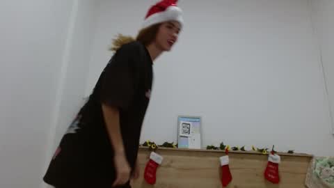 Snapshot of zammu_1992_ chatting on December 10, 10:58 pm Zamu online show from December 10, 10:58 pm