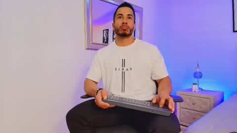 Snapshot of zanemaverick chatting on September 25, 11:58 am zanemaverick online show from September 25, 11:58 am