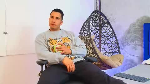 zanemaverick online show from November 5, 11:54 am