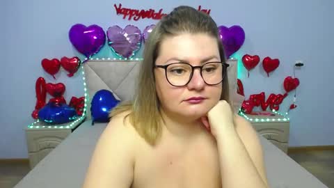 Snapshot of zannadreil chatting on February 16, 6:54 pm zannadreil online show from February 16, 6:54 pm