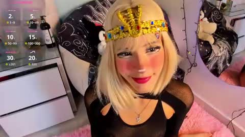 Snapshot of zanyx_ chatting on June 18, 11:58 am Zanyx online show from June 18, 11:58 am