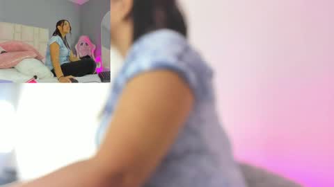 Snapshot of zaphiro__sky chatting on March 30, 8:48 am zaphiro__sky online show from March 30, 8:48 am