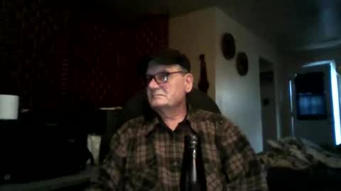 Snapshot of zapper1958 chatting on April 3, 11:14 pm zapper1958 online show from April 3, 11:14 pm