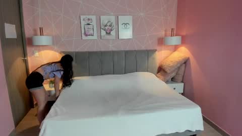 Zara Sweet  online show from January 8, 12:37 pm