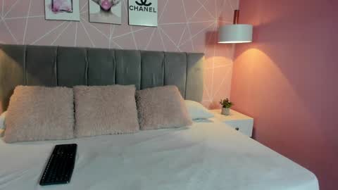 Zara Sweet  online show from January 10, 4:09 pm