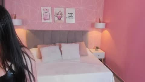 Snapshot of zara__sweet chatting on April 23, 2:30 pm Zara Sweet online show from April 23, 2:30 pm