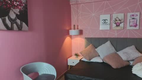 Snapshot of zara__sweet chatting on May 20, 1:39 pm Zara Sweet online show from May 20, 1:39 pm