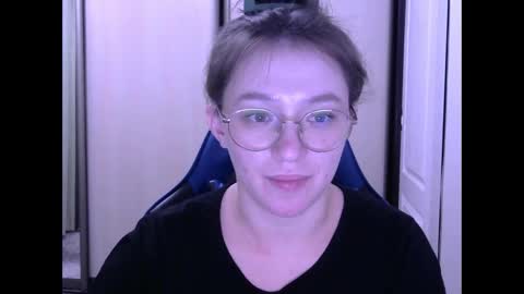 Snapshot of zara_golden chatting on January 3, 10:31 am chaturcum online show from January 3, 10:31 am