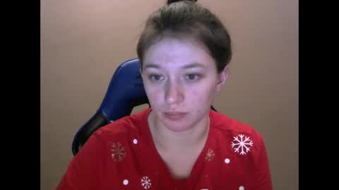 Snapshot of zara_golden chatting on January 21, 11:35 am chaturcum online show from January 21, 11:35 am