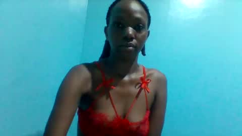 Zara Noir Wants You online show from May 23, 1:59 pm