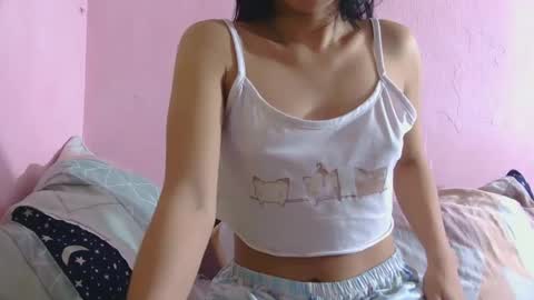 Snapshot of zara_play chatting on February 18, 12:48 am Zara3 online show from February 18, 12:48 am