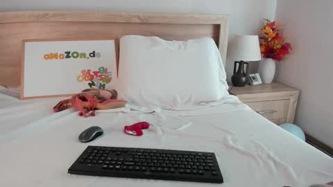 Agnes online show from November 13, 10:03 am