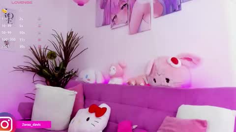 Snapshot of zaradaviss chatting on March 19, 8:35 pm Zara online show from March 19, 8:35 pm