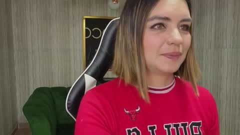 Isabella online show from January 15, 12:32 pm