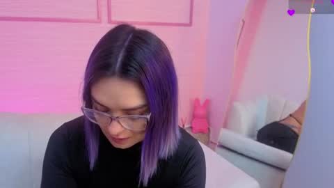 Snapshot of zarcasutra_t chatting on June 16, 12:52 pm Isabella online show from June 16, 12:52 pm