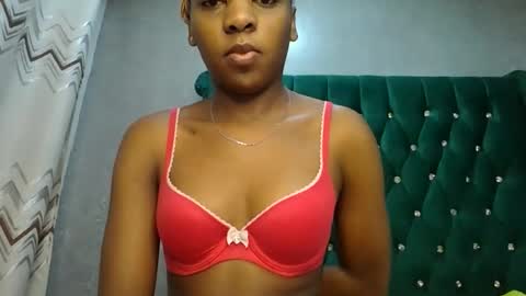 zariah online show from April 26, 8:39 pm