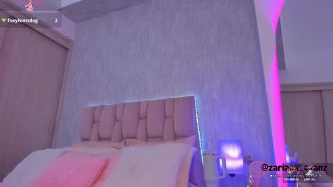 Zariana online show from December 13, 9:30 pm