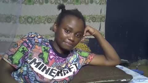 Snapshot of zarinamarlin chatting on April 11, 12:31 pm zarinamarlin online show from April 11, 12:31 pm